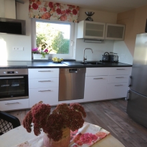 Küche mit allen Geräten für den täglichen Bedarf