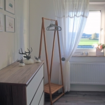 Schlafzimmer im OG mit Blick nach Westen